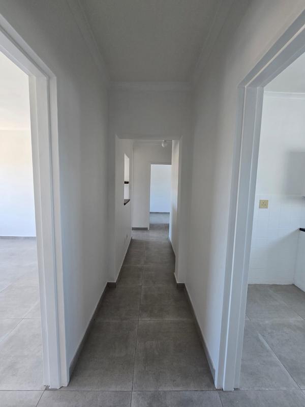 To Let 2 Bedroom Property for Rent in Thornton Western Cape